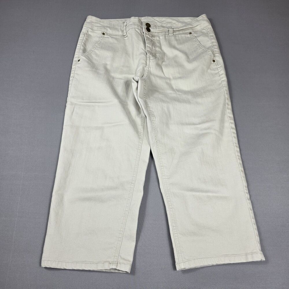Style & Co Capris Soft Denim Women's Size 8 Embellished Pocket Double Button Y2K